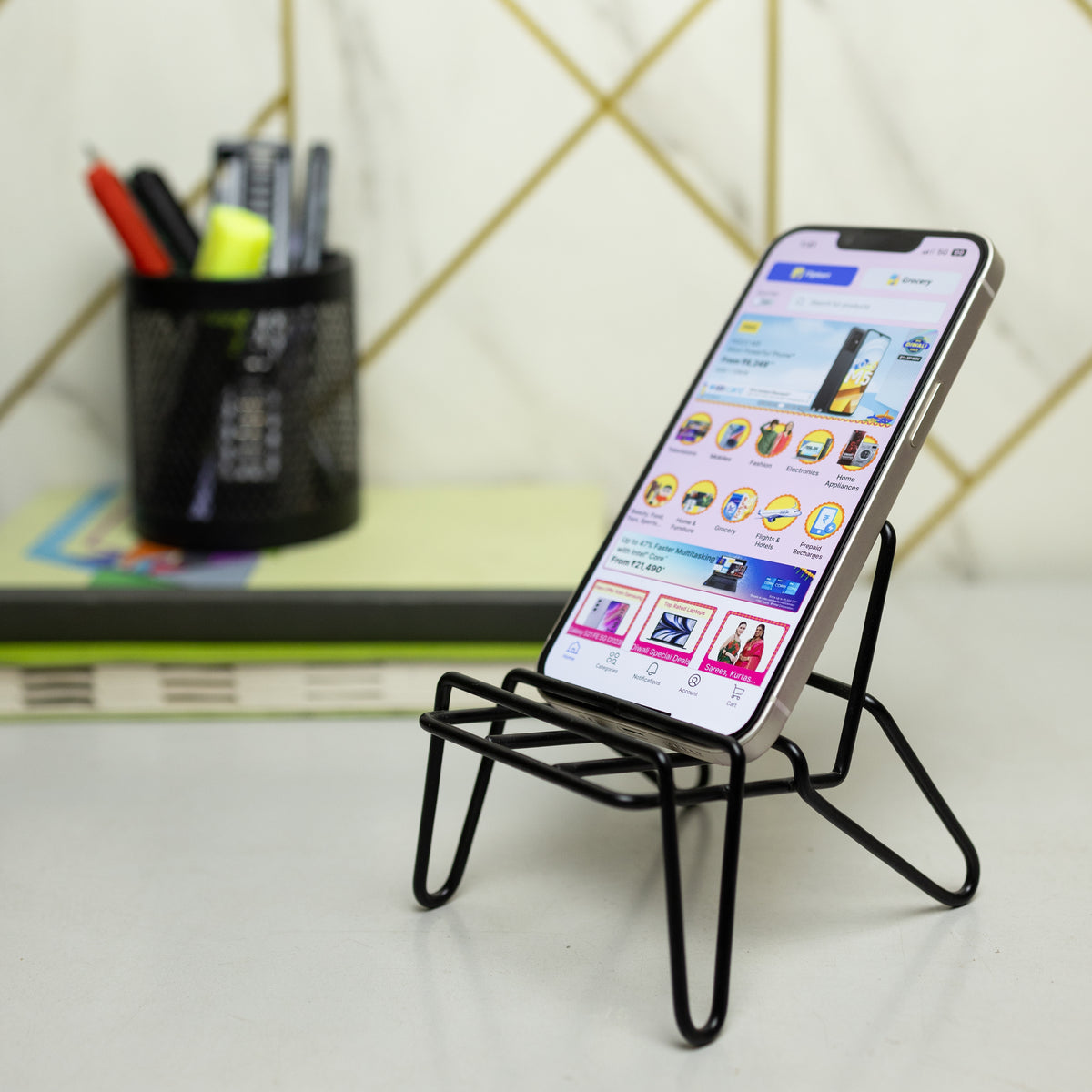 BEH- Black Matt Wireframed Mobile Holder