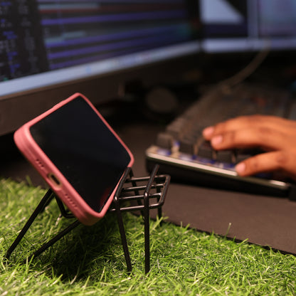 Mobile Holder Desk View