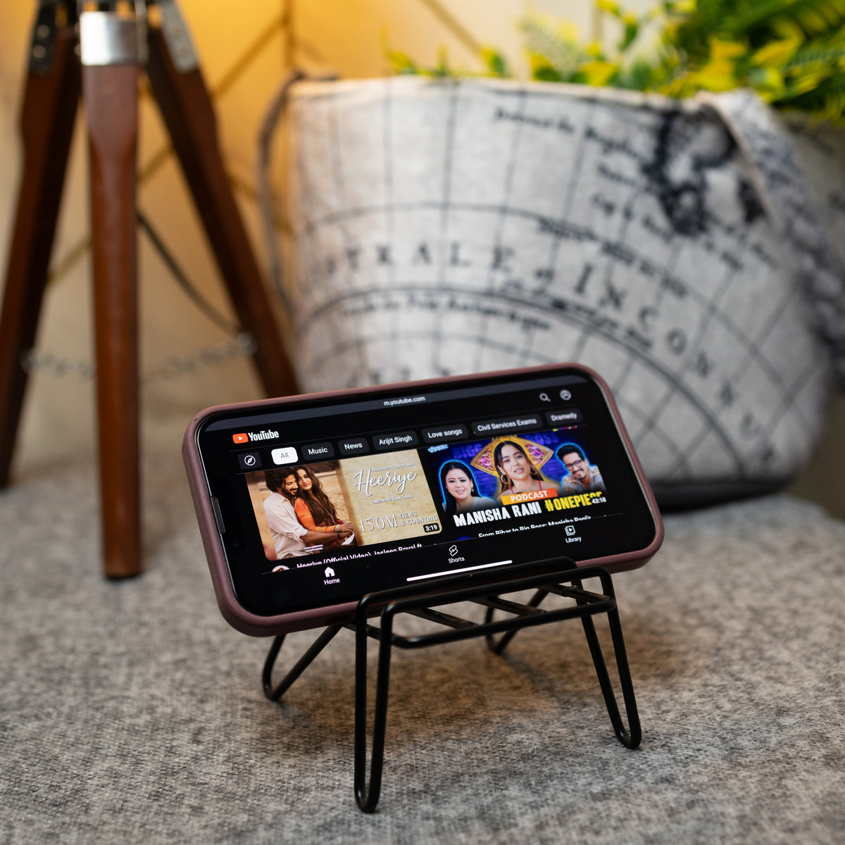 Mobile Holder Landscape view
