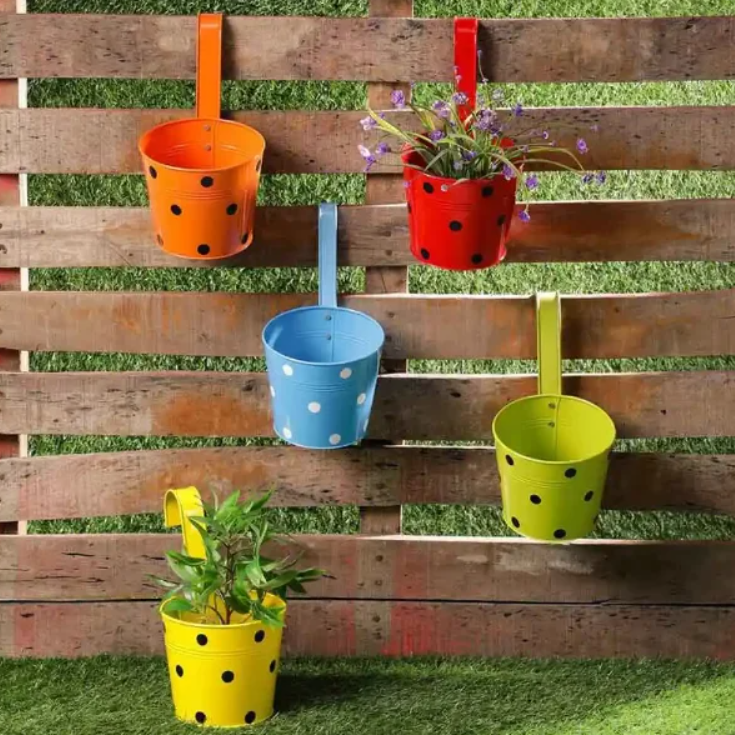 Round Polka Dot Planter lifestyle